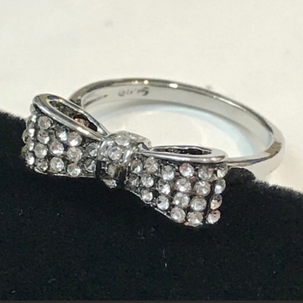RESTOCKED! 925 Sterling Classy Bow 5 Star Rated! - Picture 2 of 7